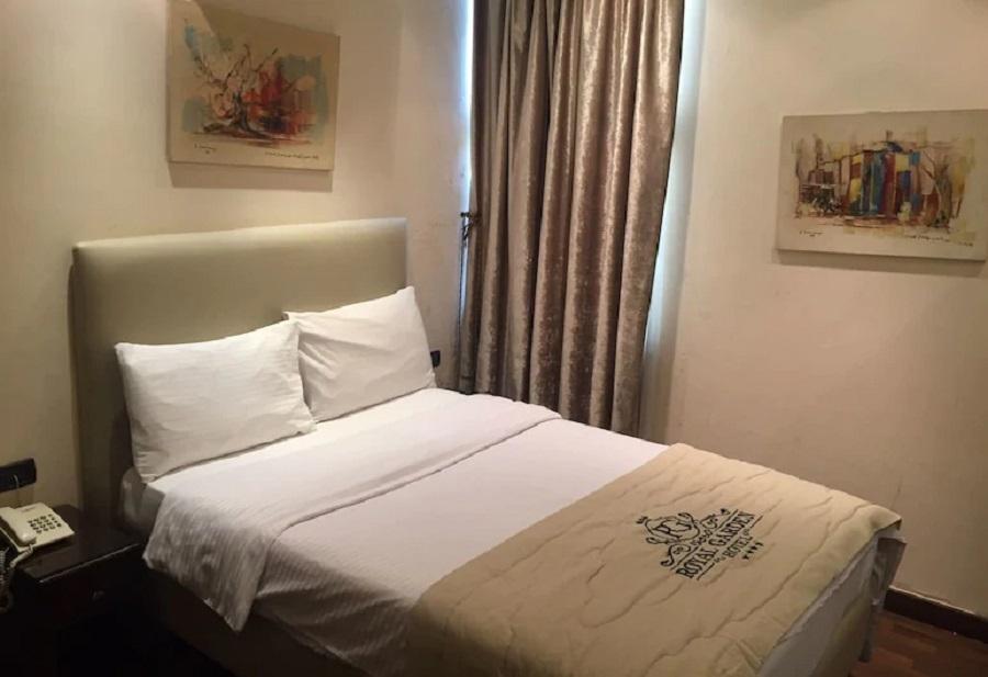 Royal Garden Hotel Beirut Exterior photo